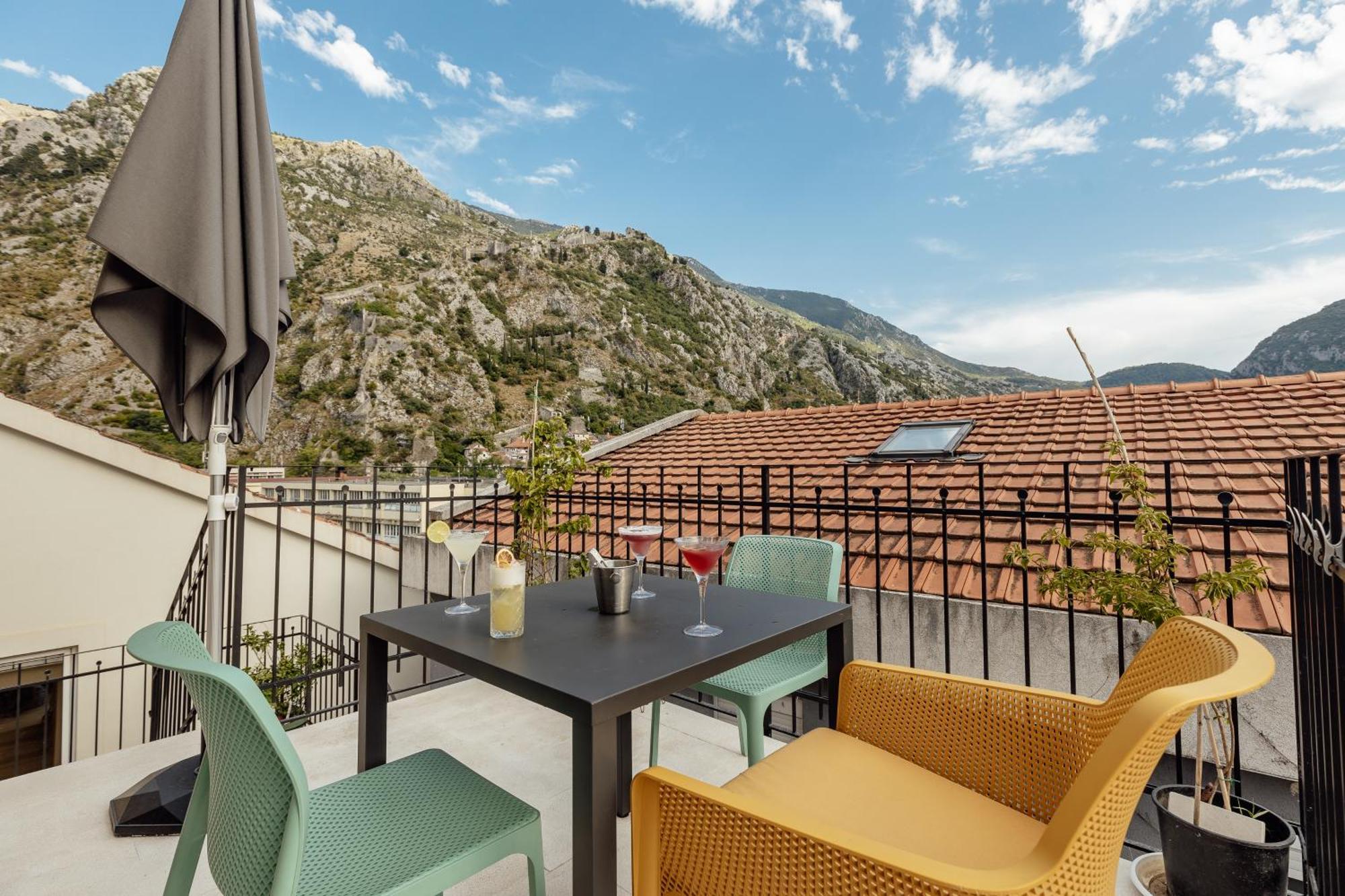 Kotor Central Point Eksteriør bilde