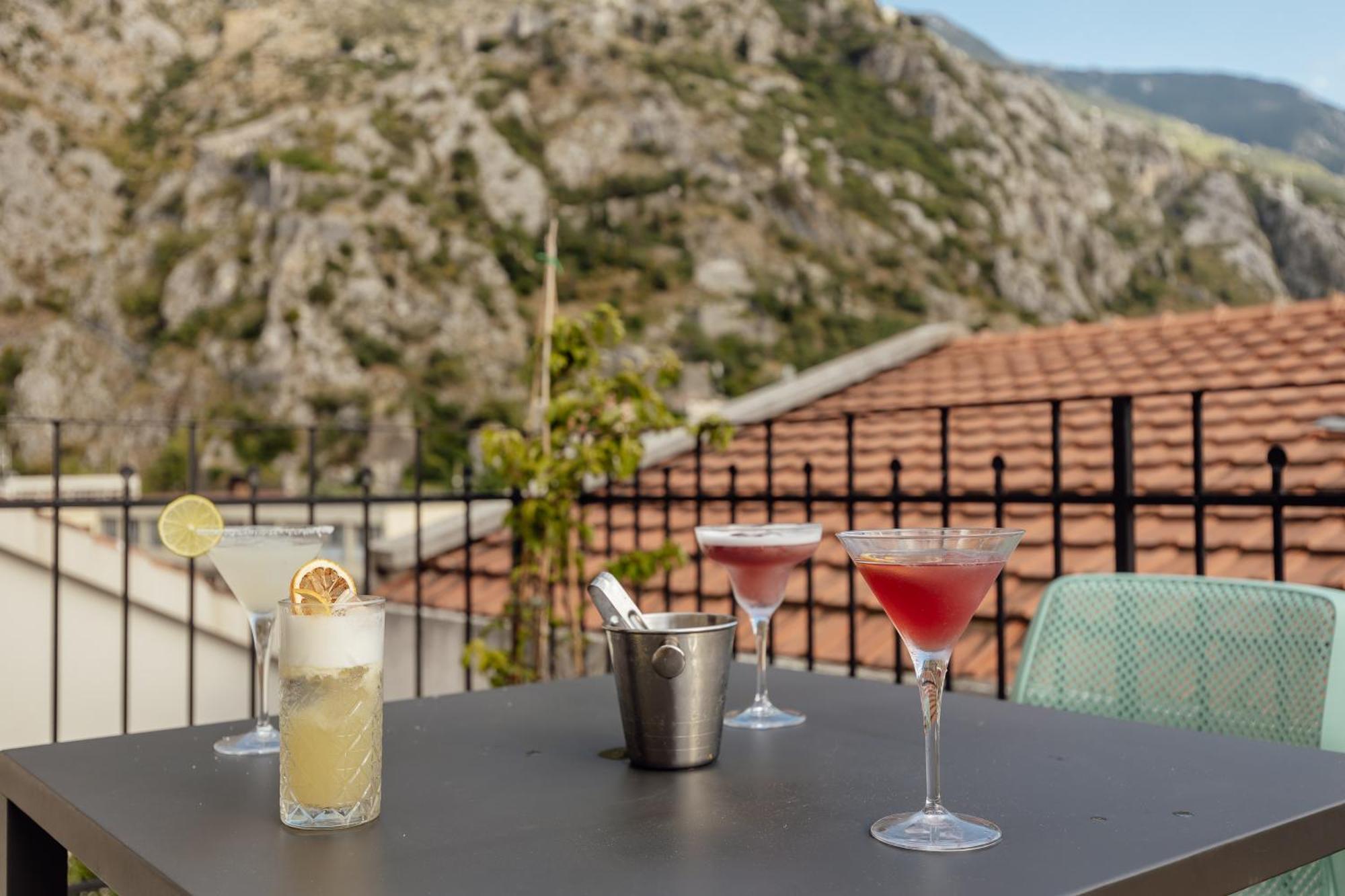 Kotor Central Point Eksteriør bilde